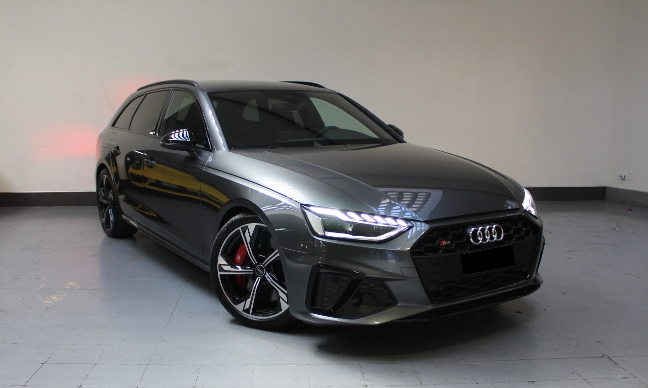 rent Audi S4 Avant rent Audi S4 Avant